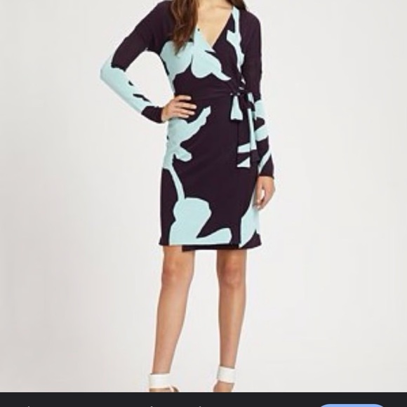 Diane Von Furstenberg Kinaya wrap dress V Neck Long sleeve knit floral fall S - Picture 2 of 9